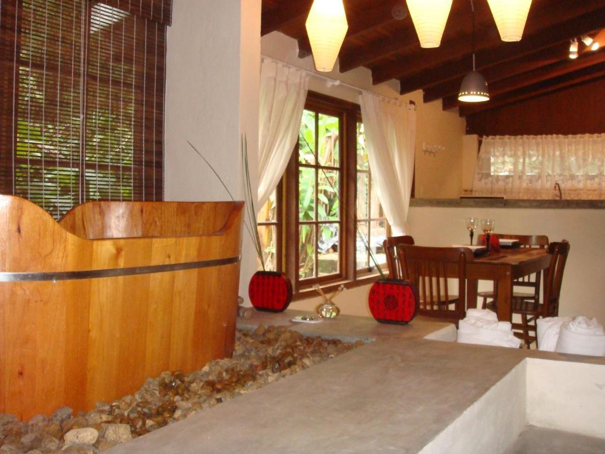 Vila Da Mata Hospedagem โบยกูกันกา ภายนอก รูปภาพ
